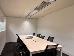 Odeon Towers (D7), Office #485425321